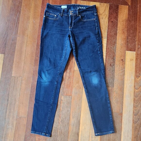 GAP Curvy Skinny Medium Wash Faded Jeans Size 28R - Picture 3 of 15